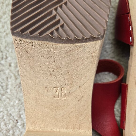 Lotta's of Stockholm red clogs (EUR size 38 / US 7) - Picture 4 of 6